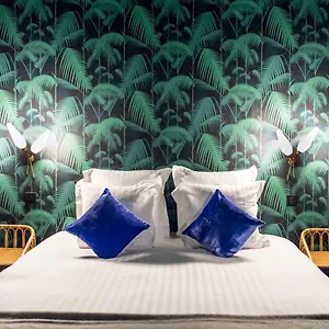 1er Etage Sopi-montmartre 3* Paris