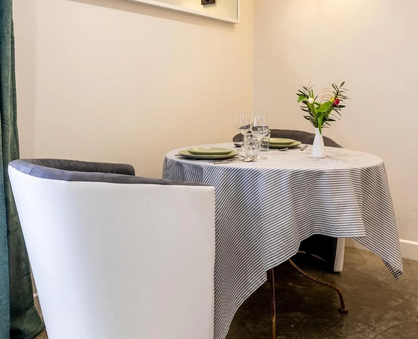 *** Aparthotel Residence Melody Saint-Rémy-de-Provence Francia