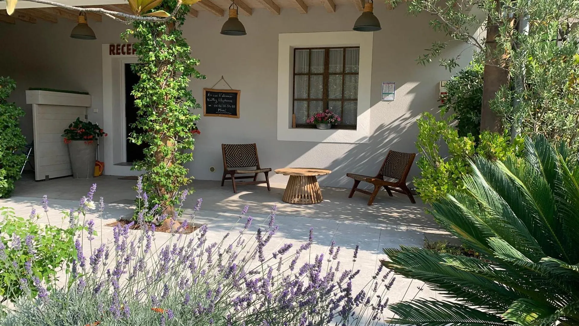 Residence Melody Saint-Rémy-de-Provence Aparthotel